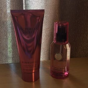 Victoria Secret Body Mist Bombshell & Lotion